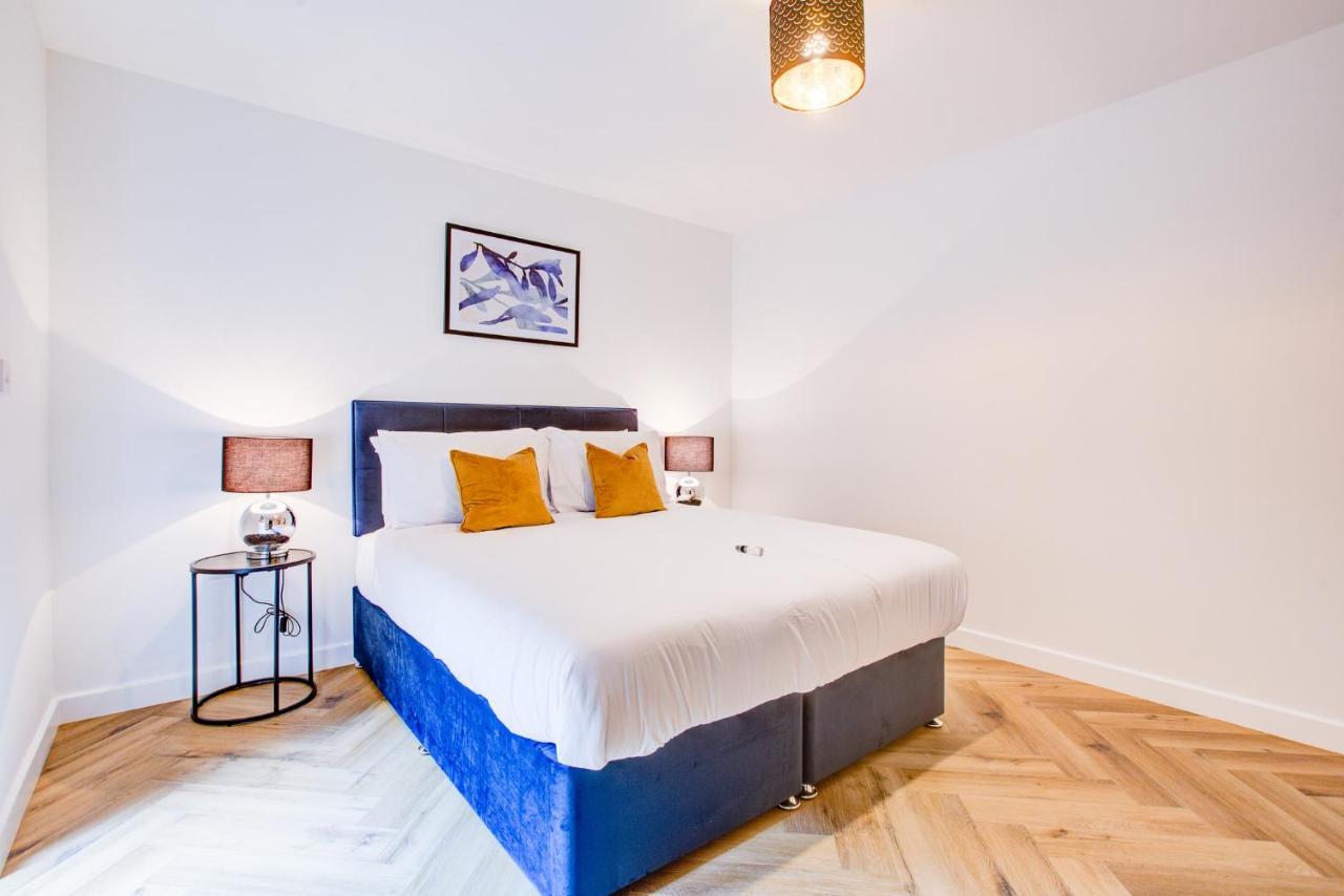Hybrid Resi - Mitcham Close To Tooting And Wimbledon 외부 사진